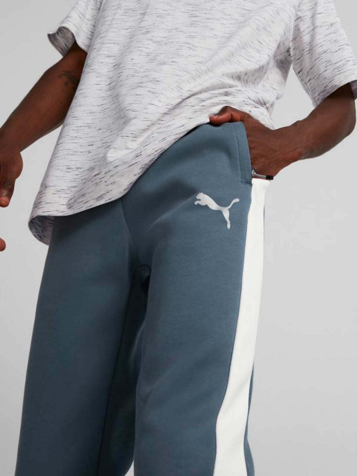 PUMA Спортно долнище Evostripe
