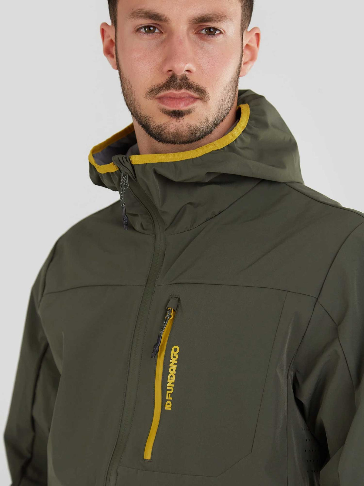 FUNDANGO Яке Alloy Hooded Softshell
