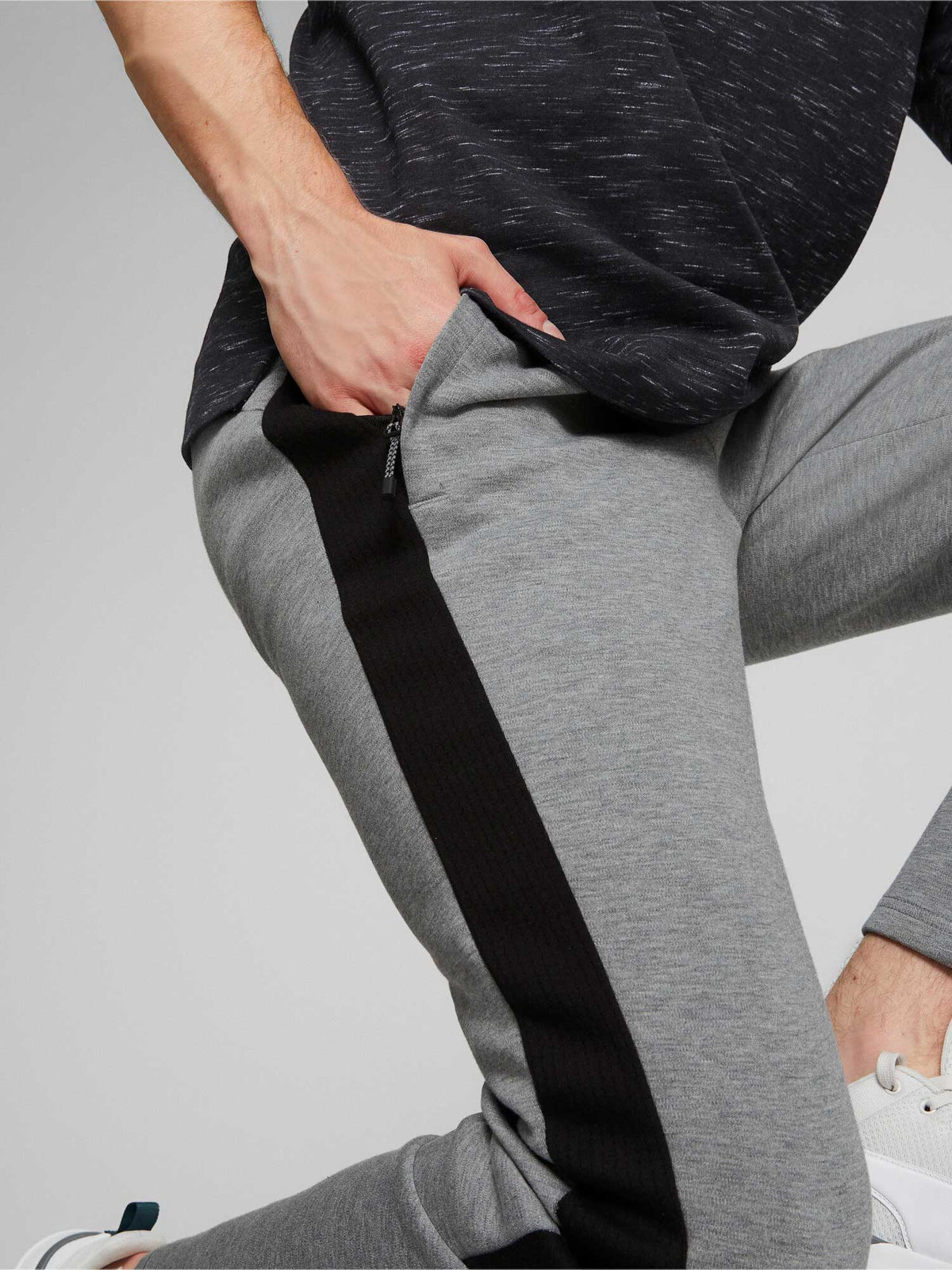 PUMA Спортно долнище Evostripe