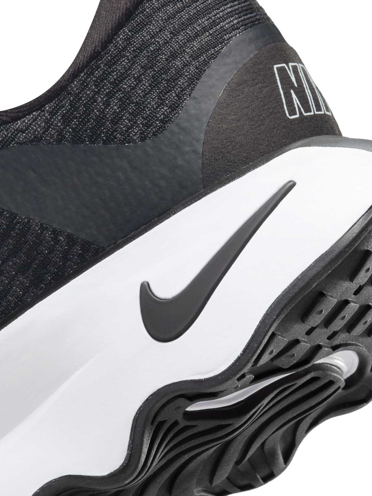 NIKE Обувки WMNS MOTIVA