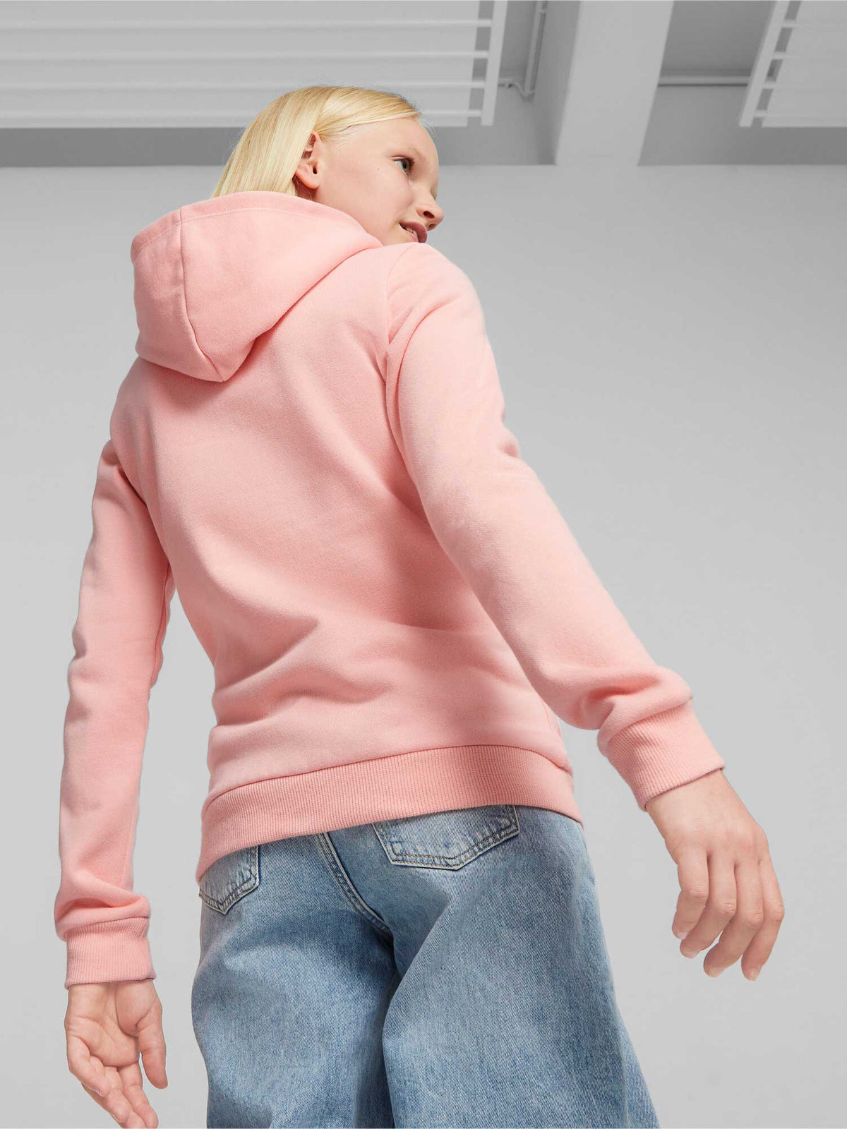 PUMA Суитшърт ESS Logo Hoodie FL G