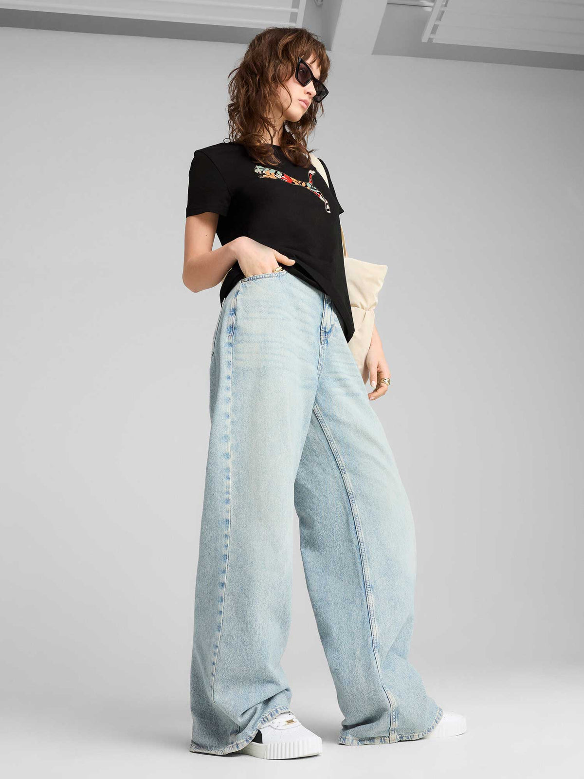 PUMA Тениска GRAPHICS Floral LogoTee