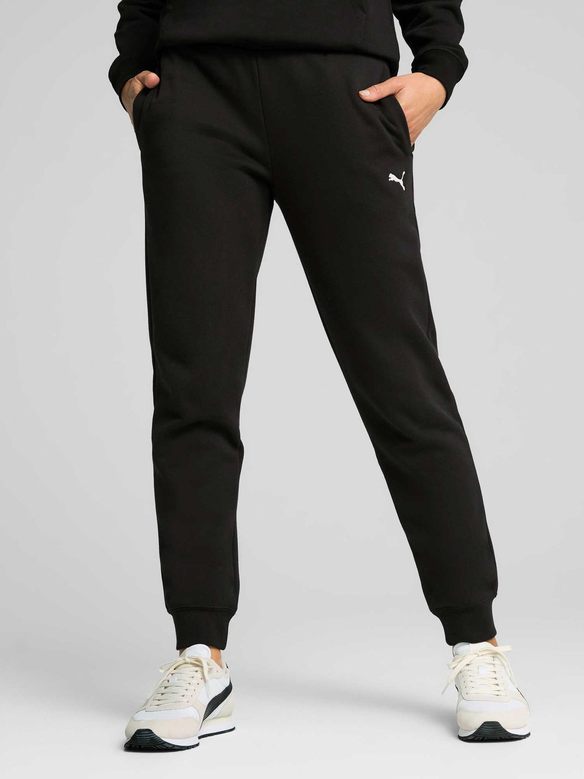 PUMA Спортно долнище ESS Sweatpants FL cl